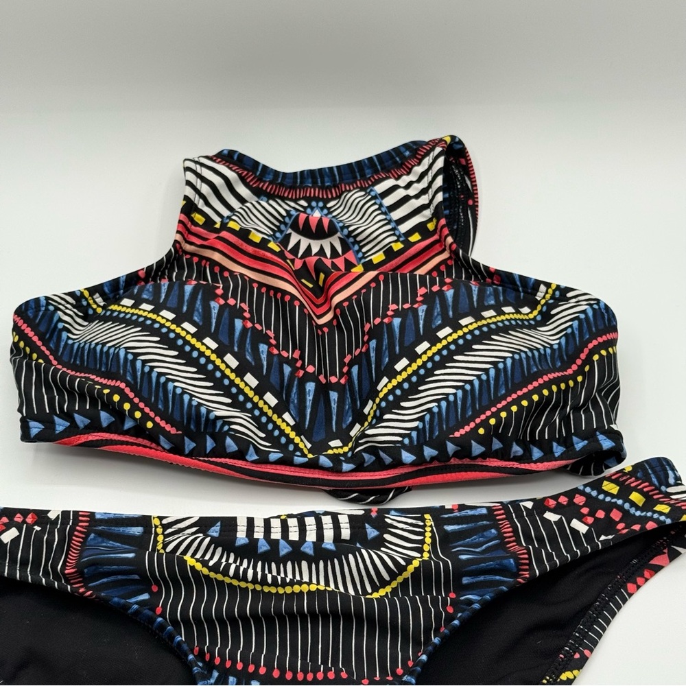 Bar III Black and Red Geometric Bikini Swimwear Size Small - Picture 12 of 13